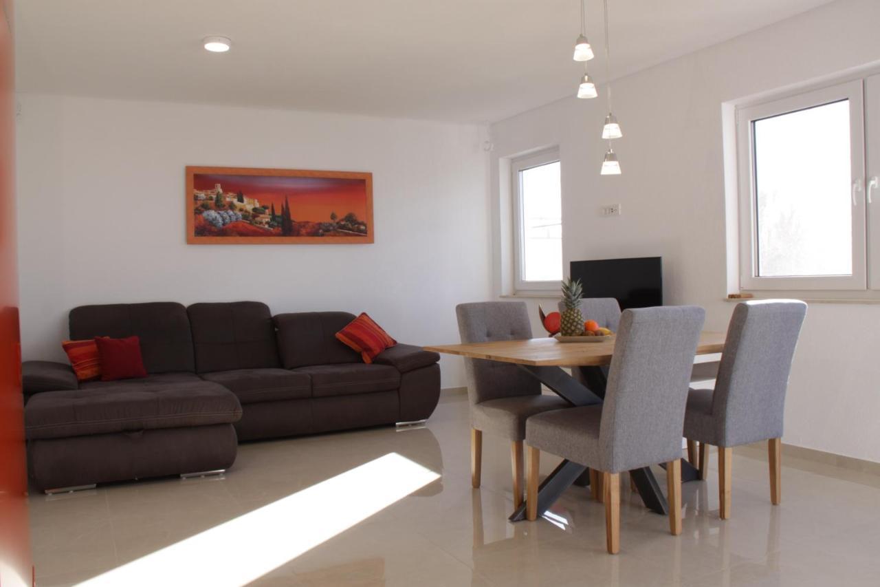 Aparthotel Dalmacija Privlaka  Εξωτερικό φωτογραφία